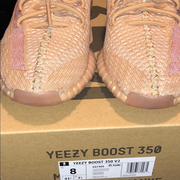 YEEZY BOOST 350 v2 CLAY - Picture 3 of 8
